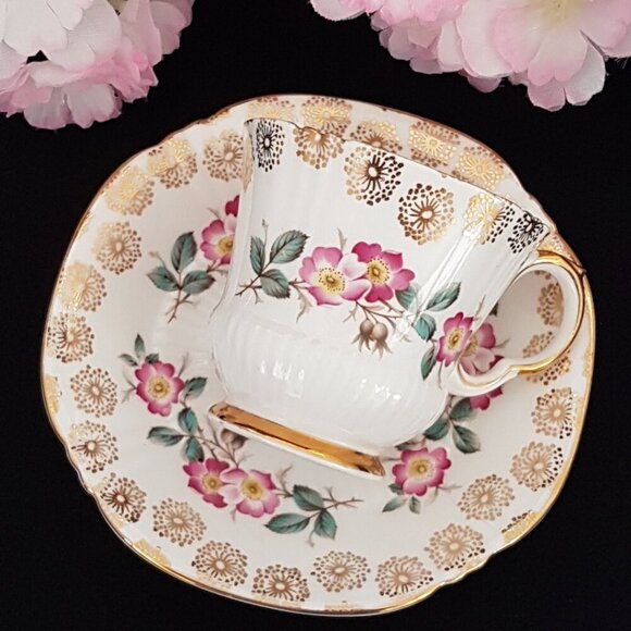 Royal Adderley Bone China Tea Cup & Saucer England - Picture 4 of 11